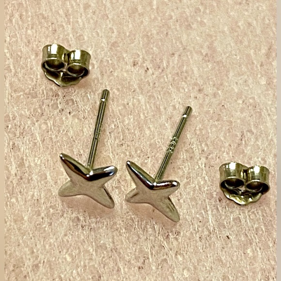 925 Silver Star Earrings - Picture 5 of 5